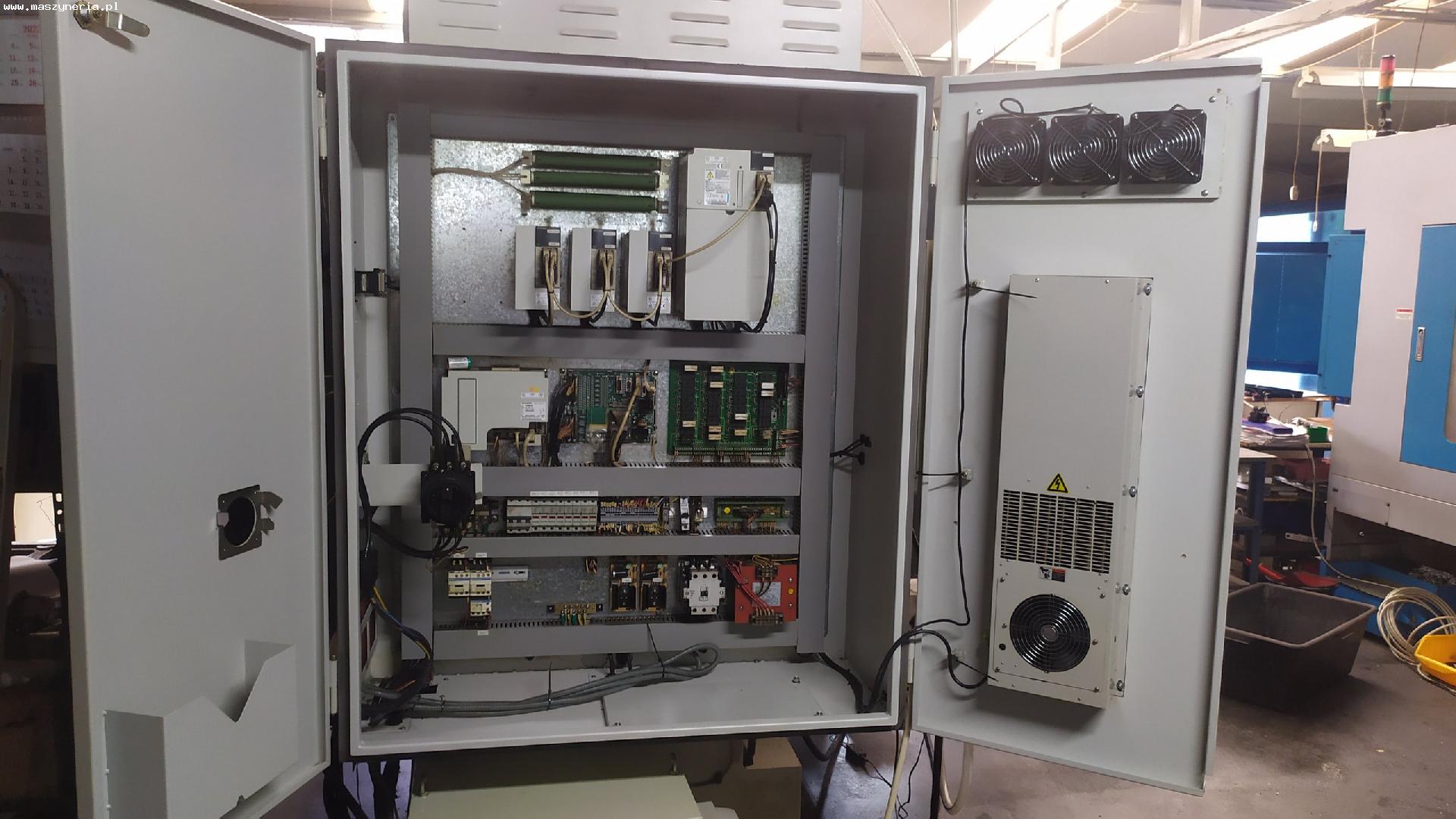 Fresatrice a banco fisso CNC MAGNUM YAMA SEIKI BT-1300 in vendita - foto 6